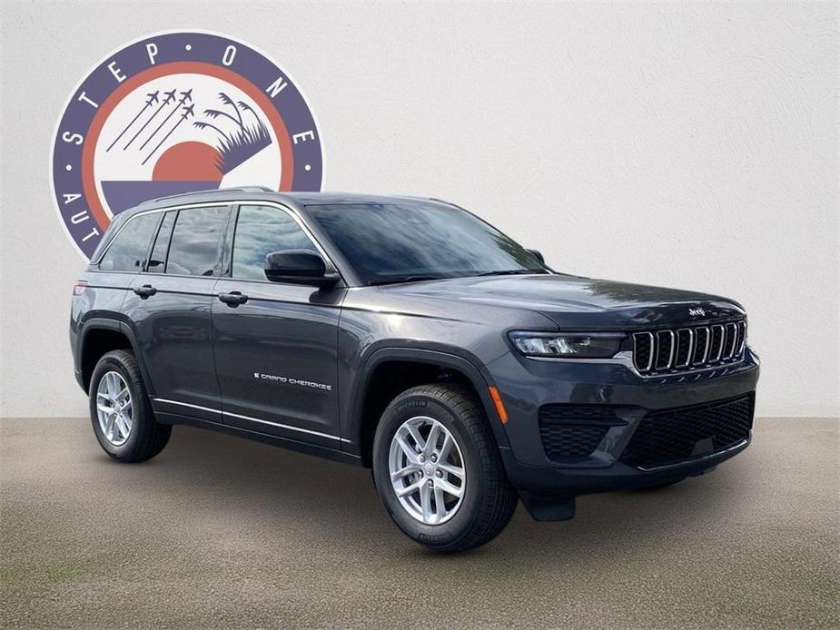 new 2024 Jeep Grand Cherokee car, priced at $35,245