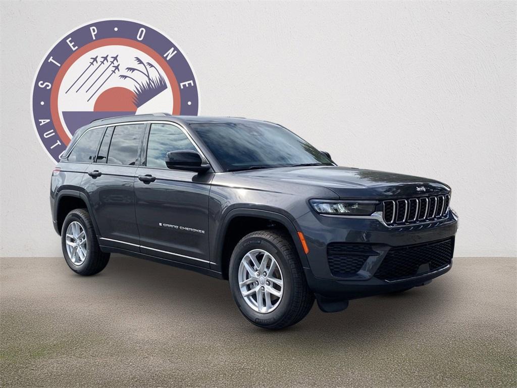 new 2024 Jeep Grand Cherokee car, priced at $35,245