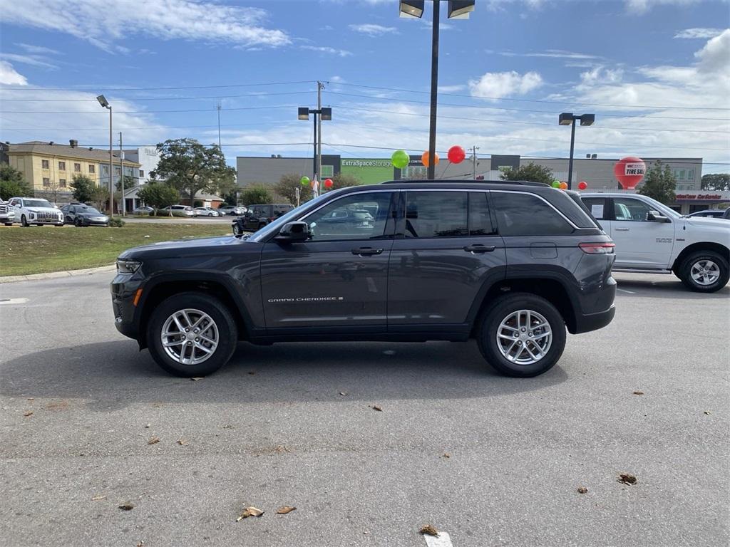 new 2024 Jeep Grand Cherokee car, priced at $35,245