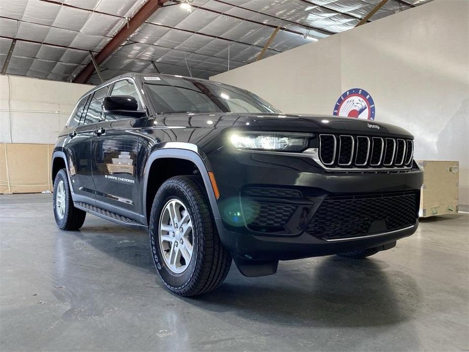 new 2024 Jeep Grand Cherokee car, priced at $36,345