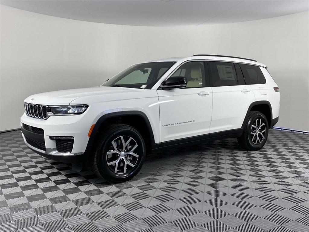 new 2025 Jeep Grand Cherokee L car, priced at $46,495