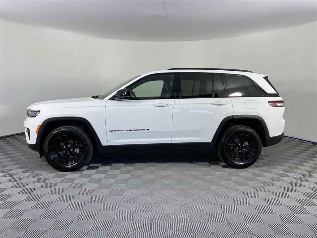 new 2024 Jeep Grand Cherokee car, priced at $37,566