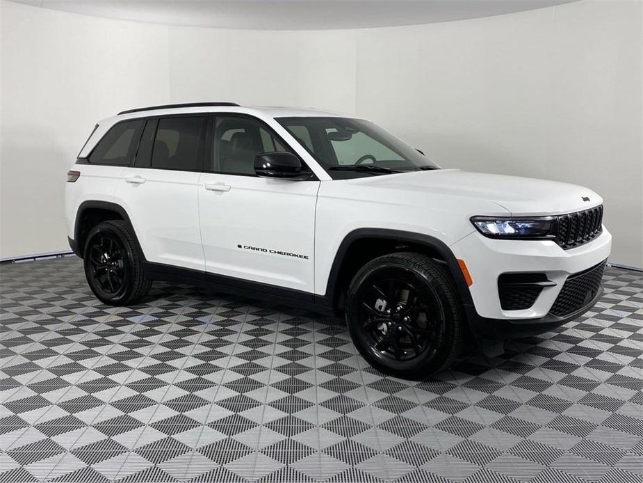 new 2024 Jeep Grand Cherokee car, priced at $37,566