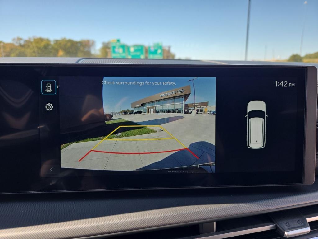 new 2026 Hyundai SANTA FE HEV car, priced at $37,895