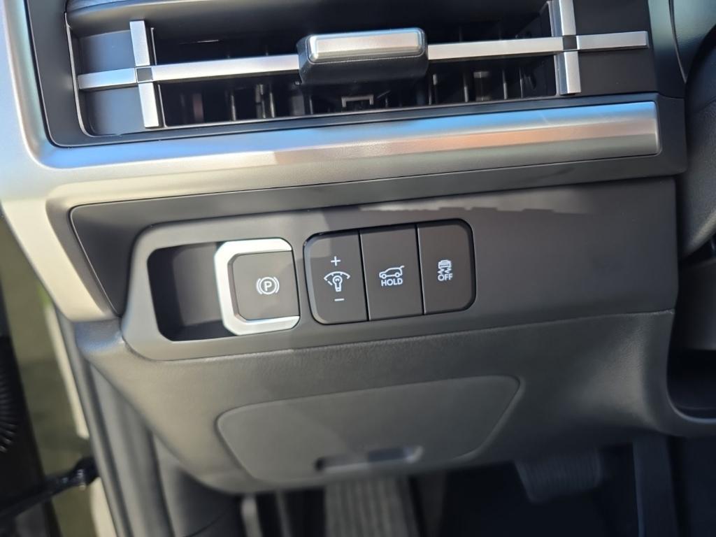 new 2026 Hyundai SANTA FE HEV car, priced at $37,895