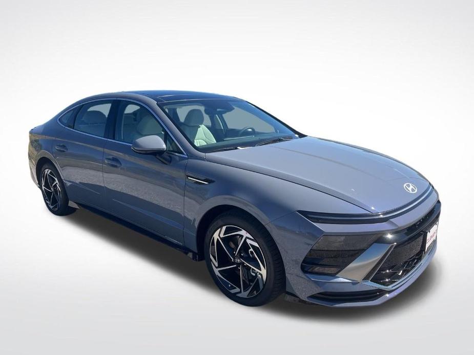 new 2024 Hyundai Sonata car, priced at $30,299