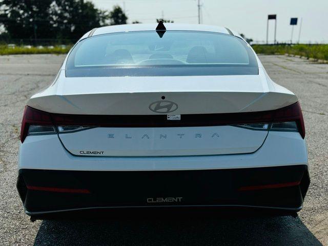 new 2024 Hyundai Elantra car, priced at $25,835