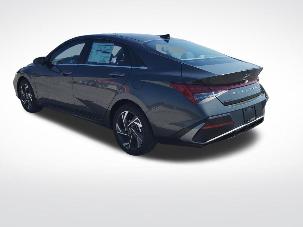 new 2024 Hyundai Elantra car, priced at $25,962