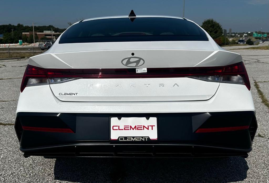 new 2024 Hyundai Elantra car, priced at $25,860