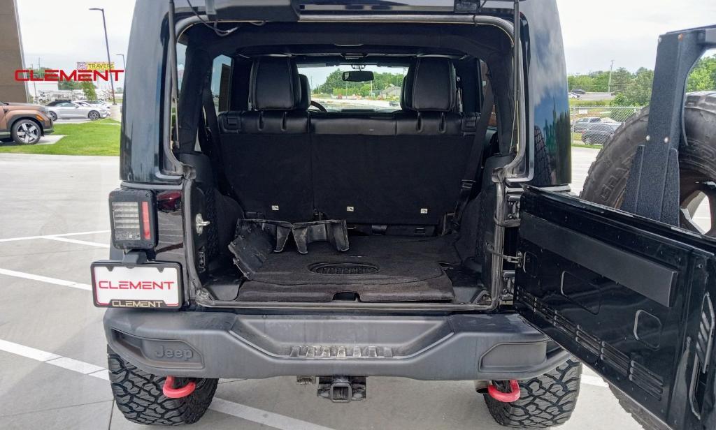 used 2016 Jeep Wrangler Unlimited car, priced at $25,250