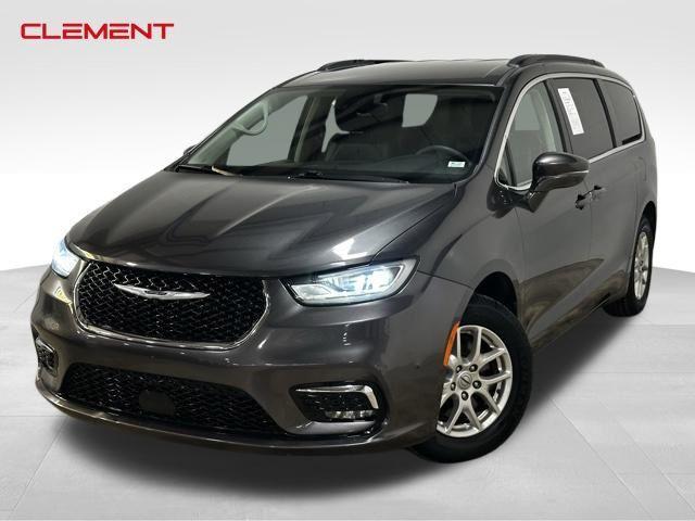 used 2022 Chrysler Pacifica car, priced at $22,500