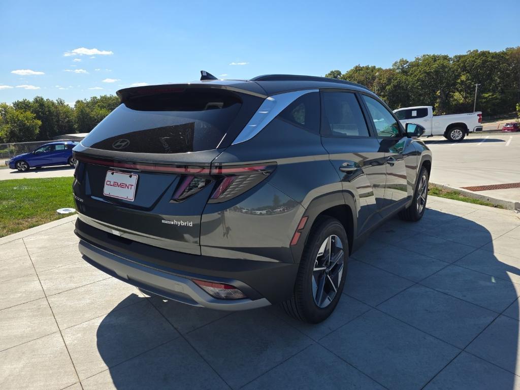 new 2025 Hyundai TUCSON Hybrid car, priced at $32,972