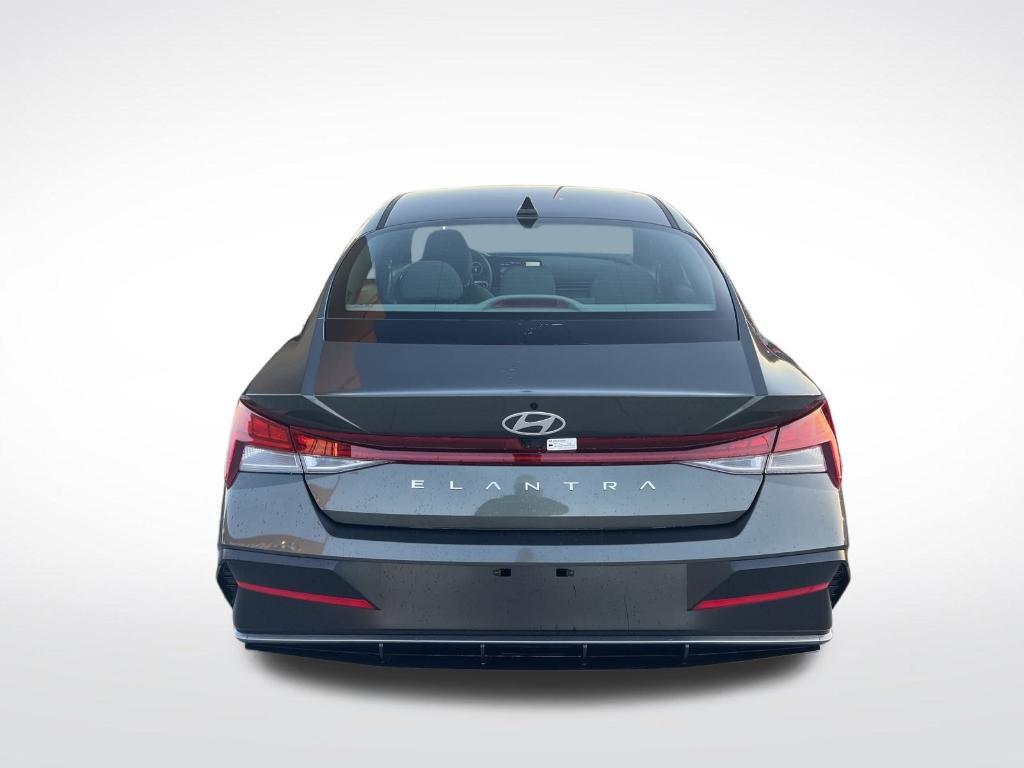 new 2024 Hyundai Elantra car, priced at $25,972