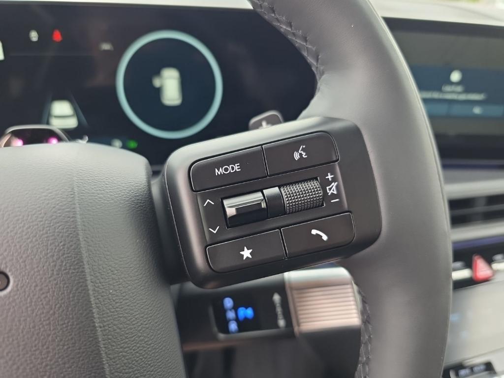 new 2025 Hyundai SANTA FE HEV car, priced at $43,461