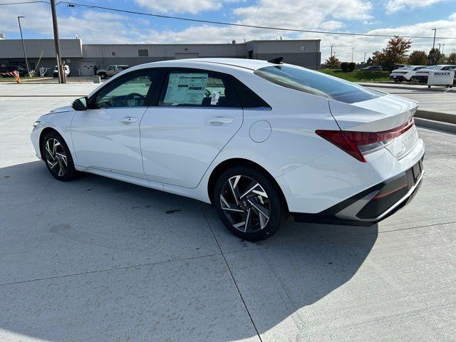 new 2025 Hyundai Elantra car, priced at $26,154