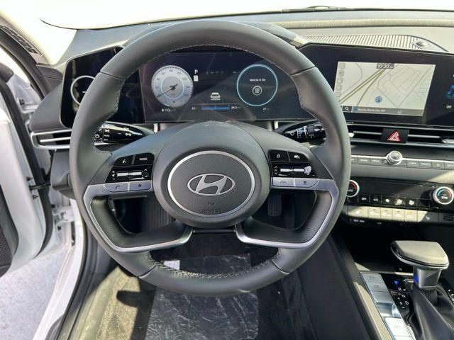 new 2025 Hyundai Elantra car, priced at $26,154