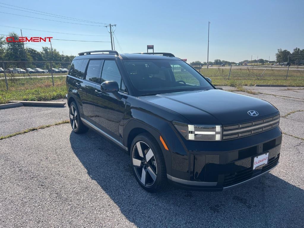 new 2025 Hyundai Santa Fe HEV car, priced at $46,371