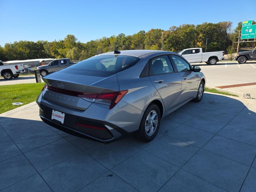 new 2025 Hyundai Elantra car, priced at $21,579