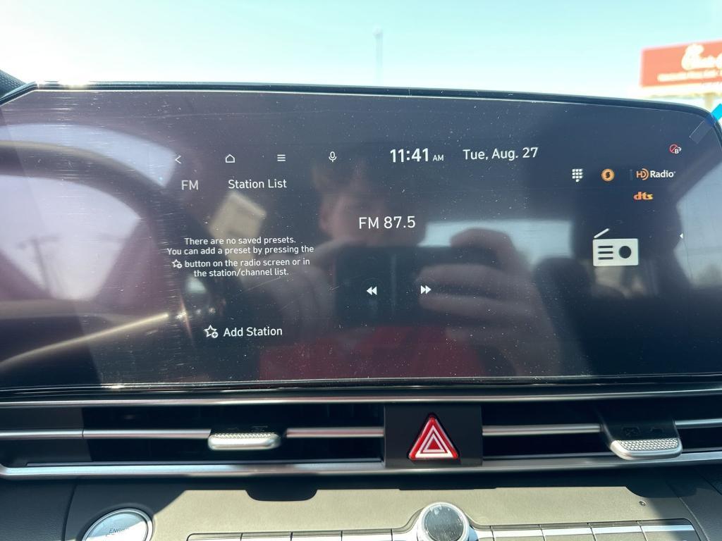 new 2024 Hyundai Elantra car, priced at $25,790