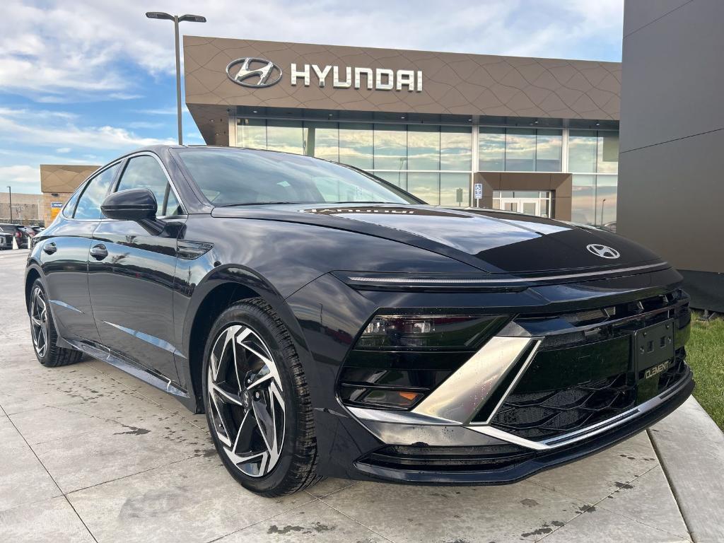 new 2024 Hyundai Sonata car, priced at $31,001