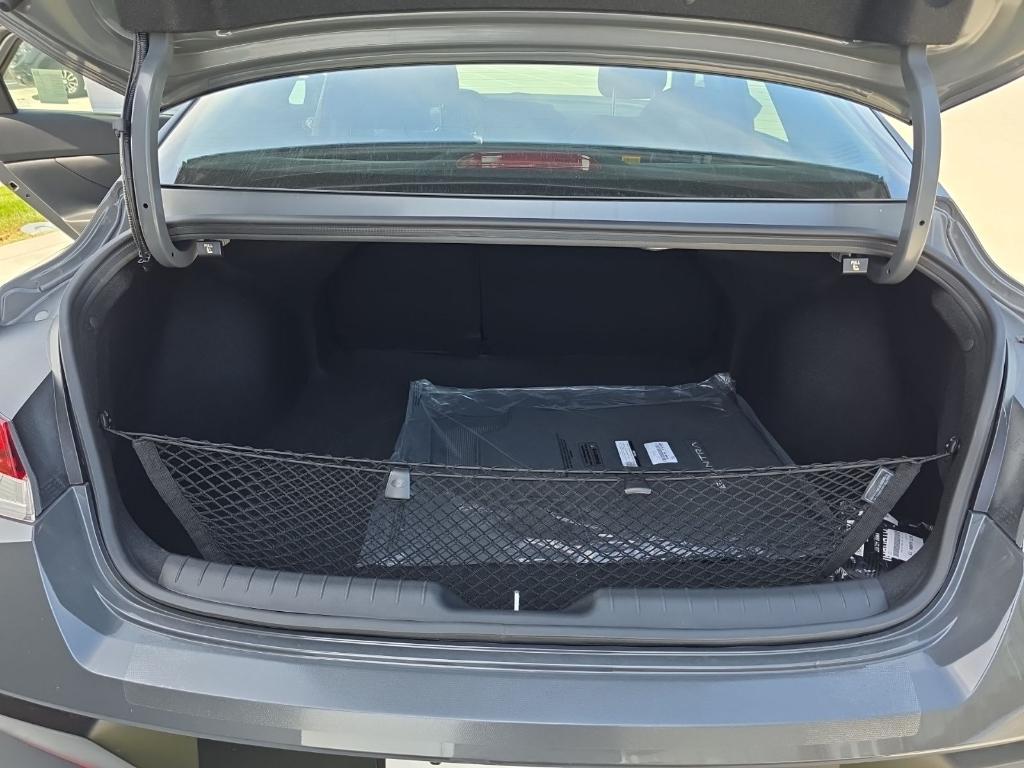 new 2025 Hyundai Elantra car, priced at $27,315