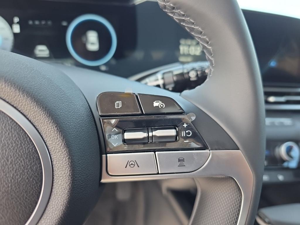 new 2025 Hyundai Elantra car, priced at $27,315