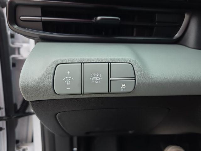 new 2025 Hyundai ELANTRA HEV car, priced at $30,135