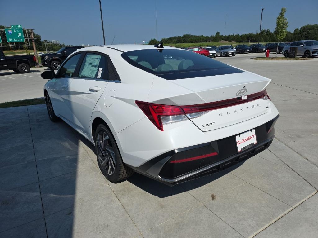 new 2025 Hyundai ELANTRA HEV car, priced at $29,135