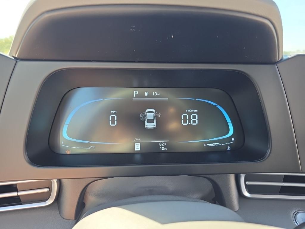 new 2025 Hyundai Elantra car, priced at $21,329