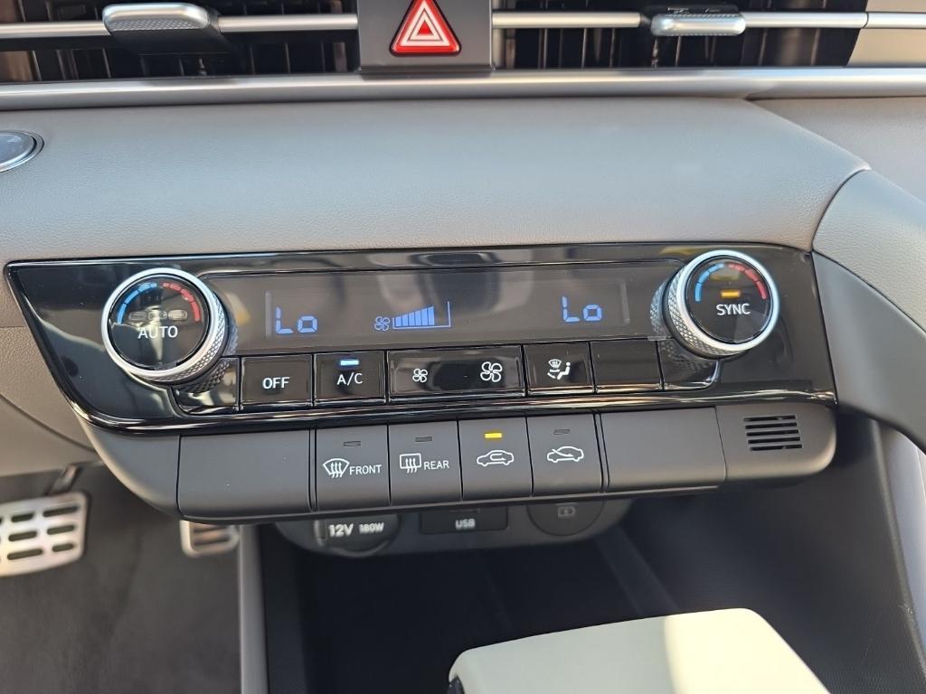 new 2025 Hyundai Elantra car, priced at $21,329