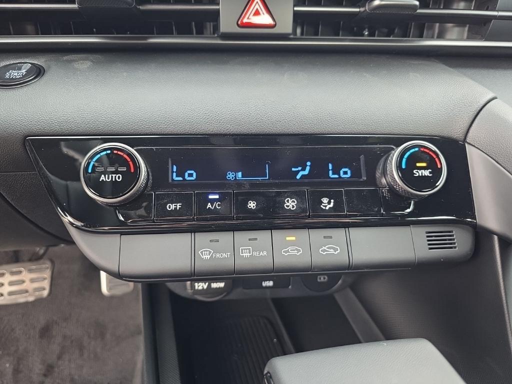 new 2025 Hyundai Elantra car, priced at $23,803