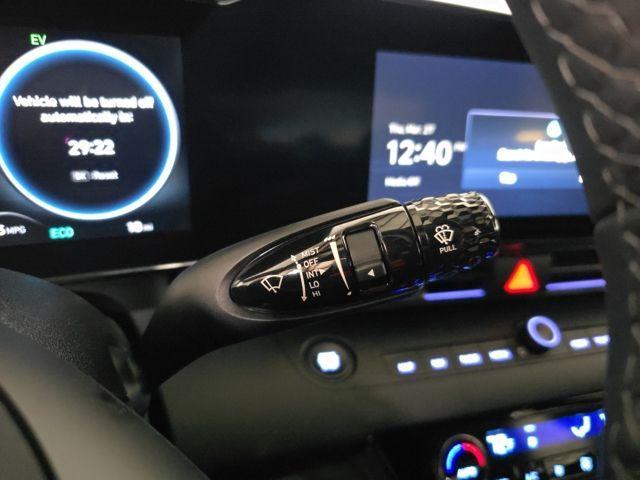 new 2025 Hyundai ELANTRA HEV car, priced at $27,735