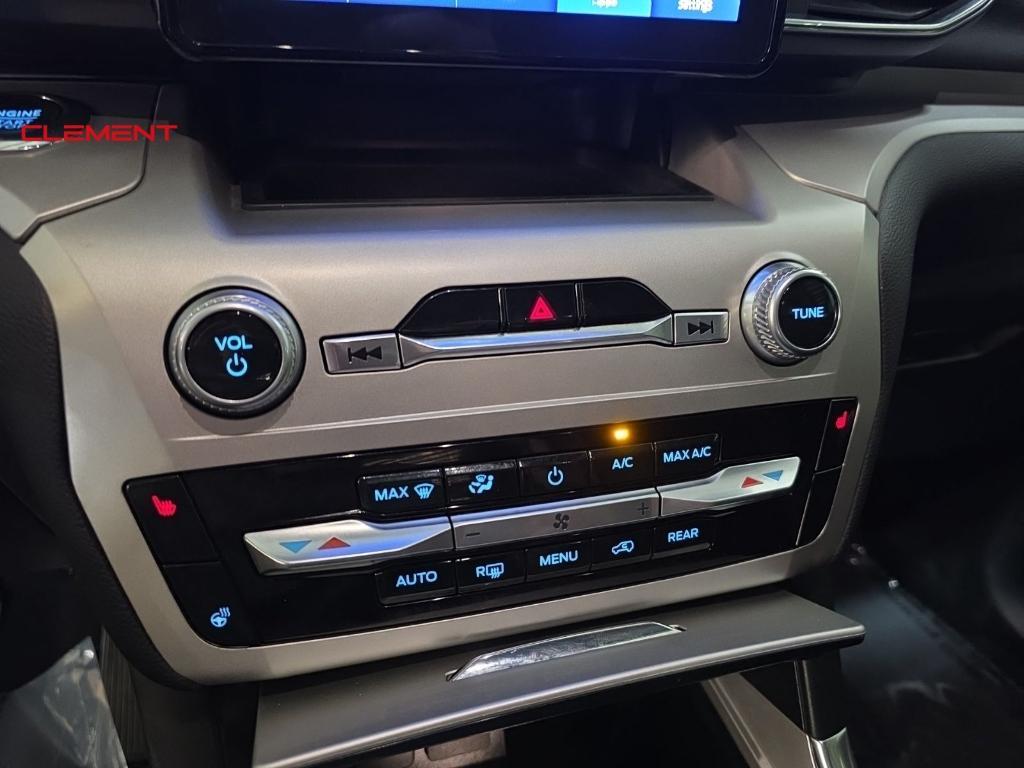 used 2022 Ford Explorer car, priced at $28,100