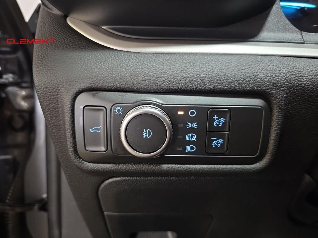 used 2022 Ford Explorer car, priced at $28,100