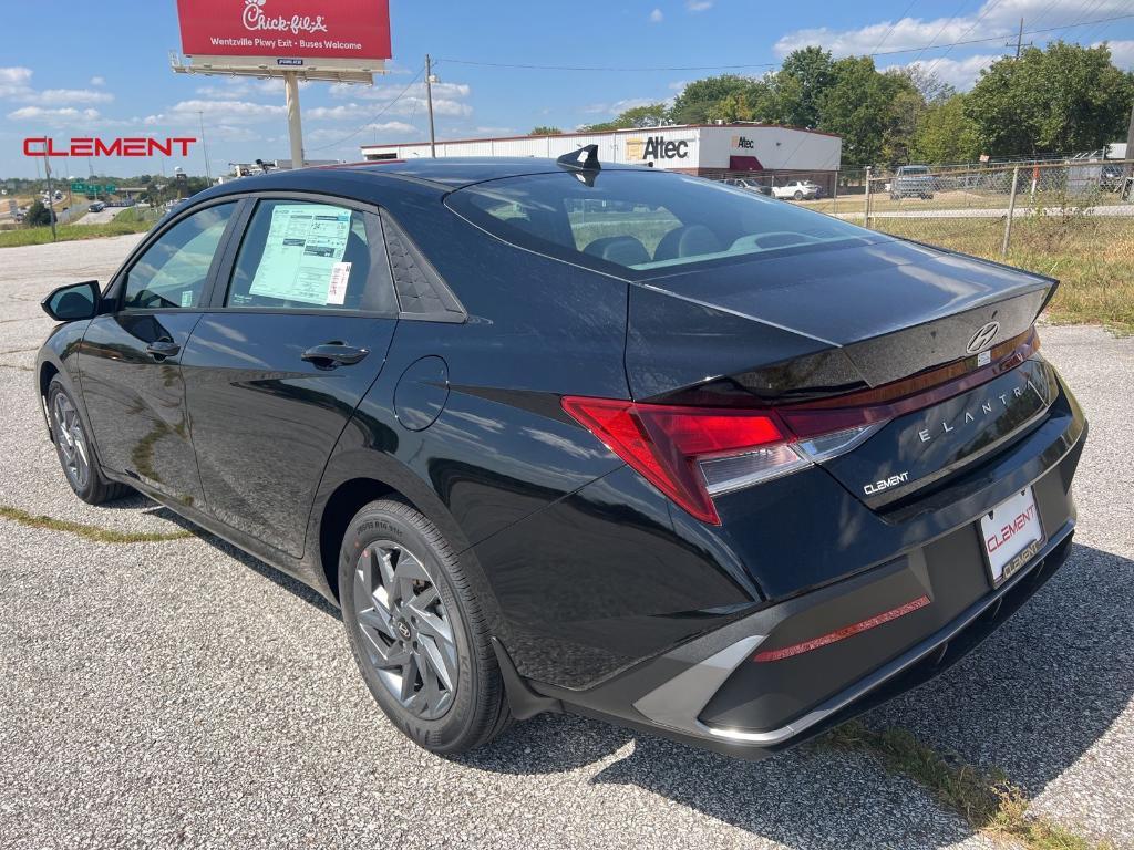 new 2024 Hyundai Elantra car, priced at $24,256