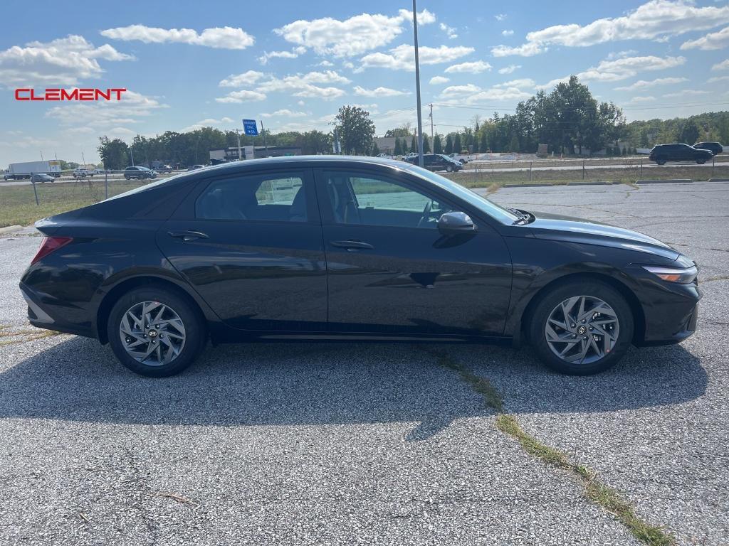 new 2024 Hyundai Elantra car, priced at $24,256