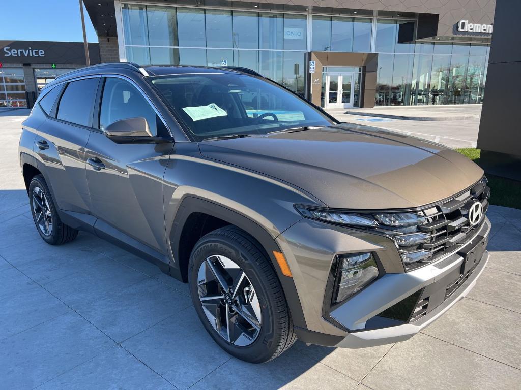 new 2025 Hyundai Tucson Hybrid car, priced at $37,540