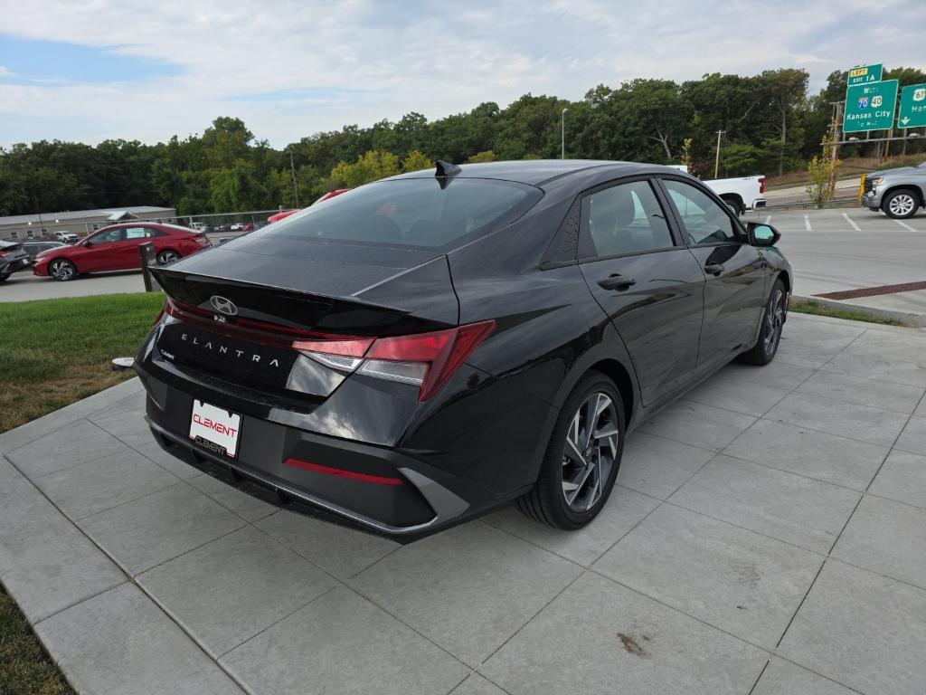 new 2025 Hyundai Elantra car, priced at $21,298