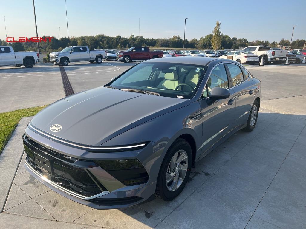 new 2025 Hyundai Sonata car, priced at $26,511