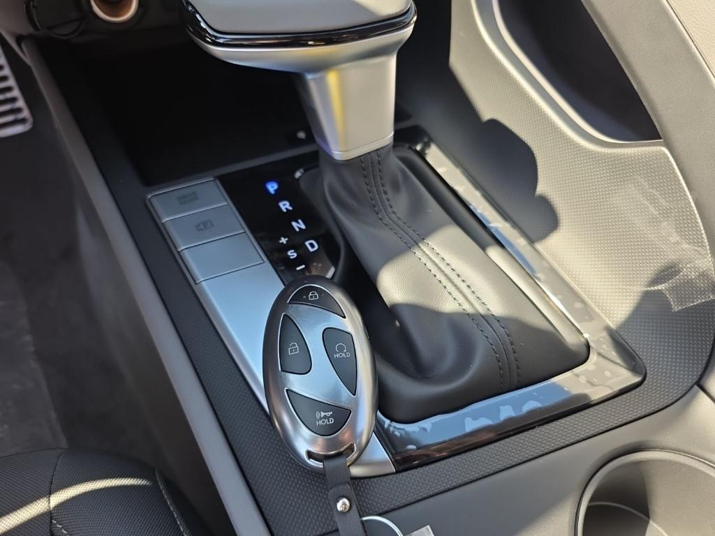 new 2025 Hyundai Elantra car, priced at $23,875