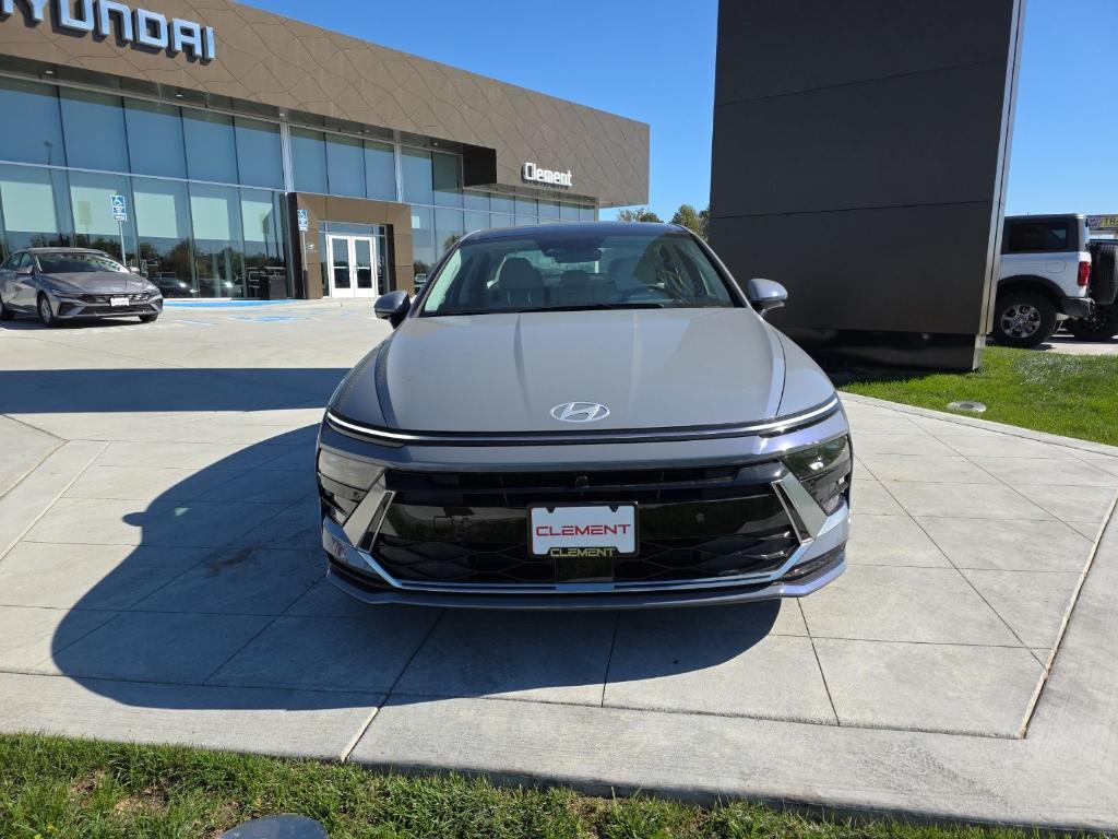 new 2026 Hyundai Sonata Hybrid car, priced at $39,825