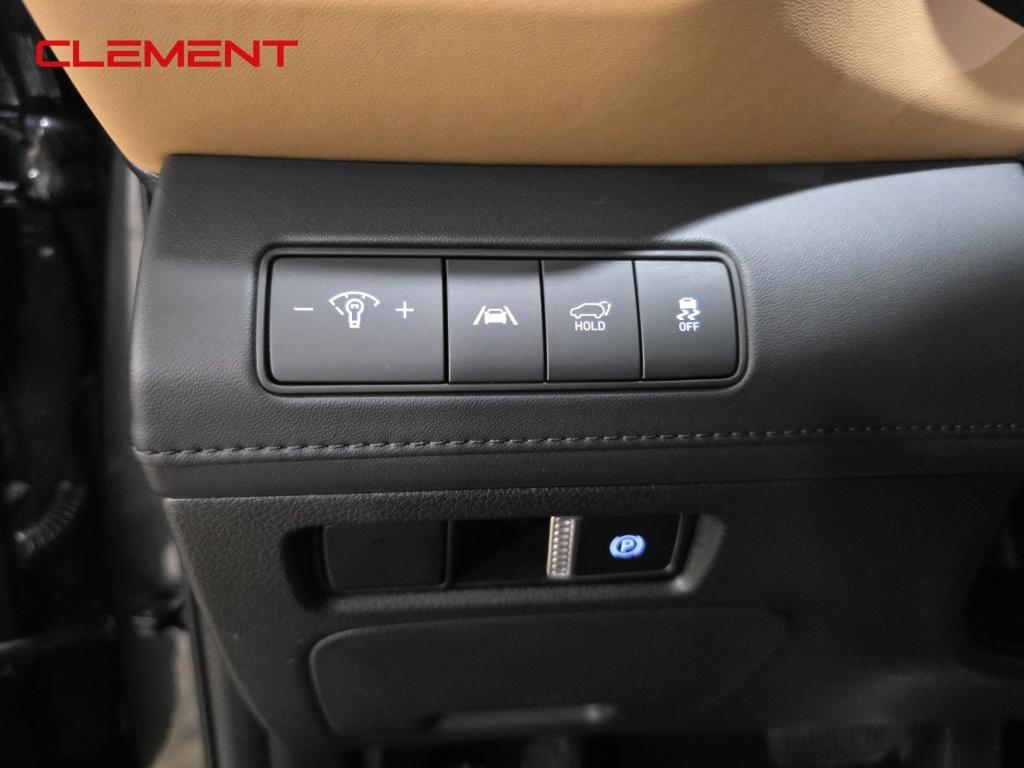 used 2023 Hyundai Santa Fe car, priced at $24,500