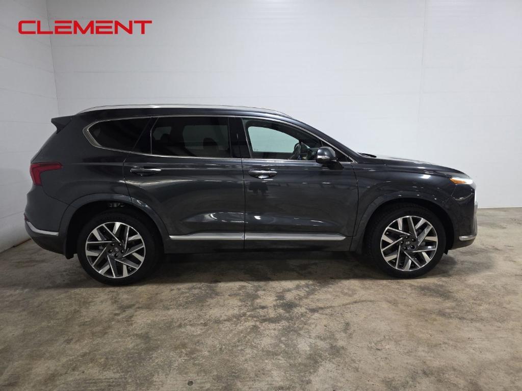 used 2023 Hyundai Santa Fe car, priced at $24,500