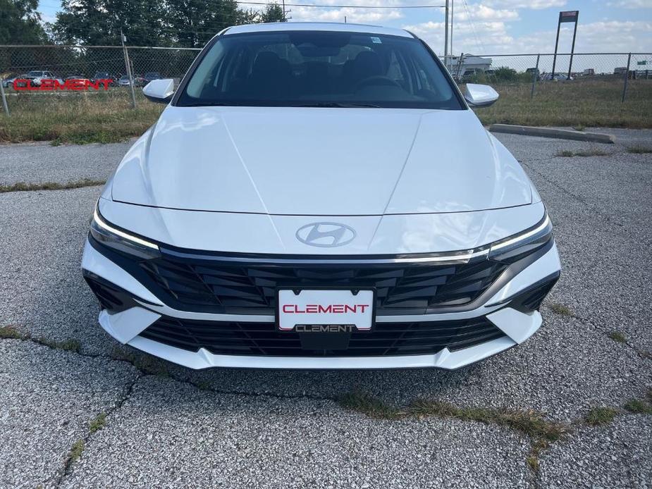 new 2024 Hyundai Elantra car, priced at $26,433