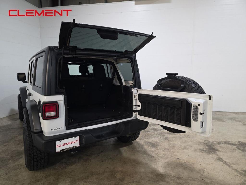 used 2018 Jeep Wrangler Unlimited car, priced at $20,156