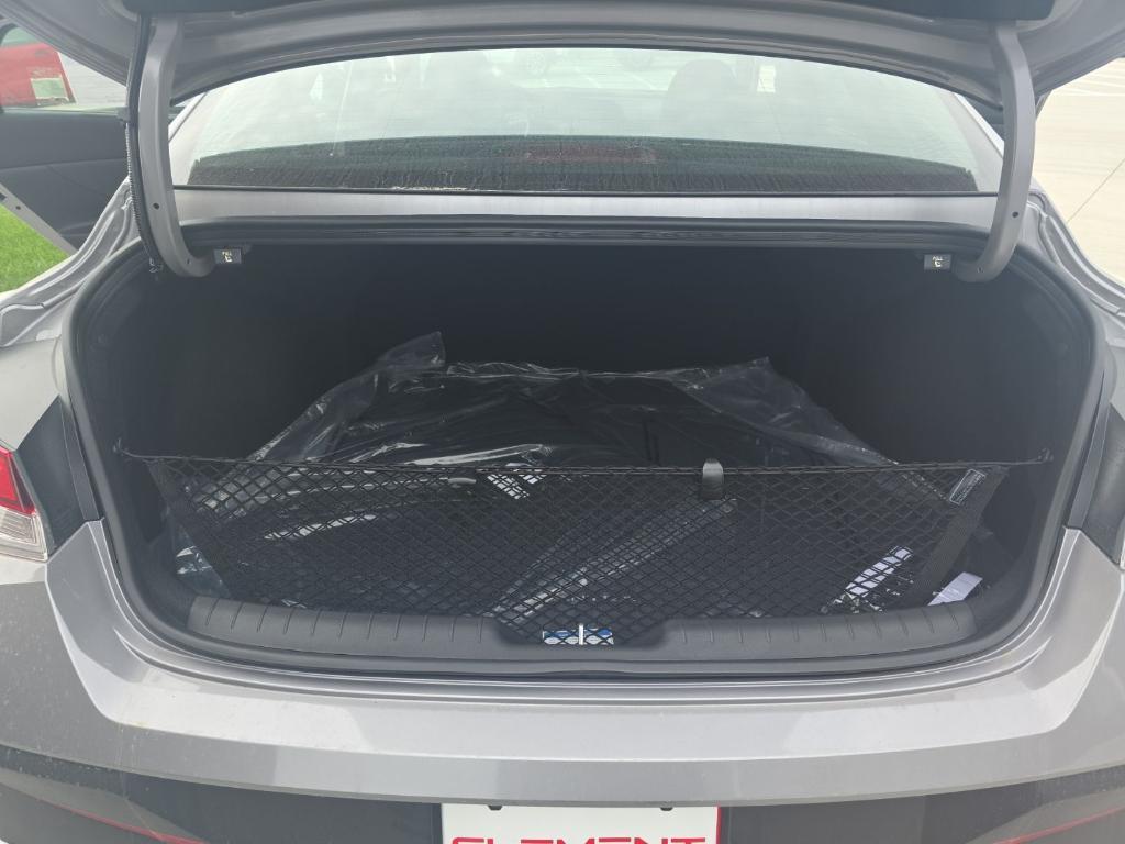 new 2025 Hyundai Elantra car, priced at $21,607