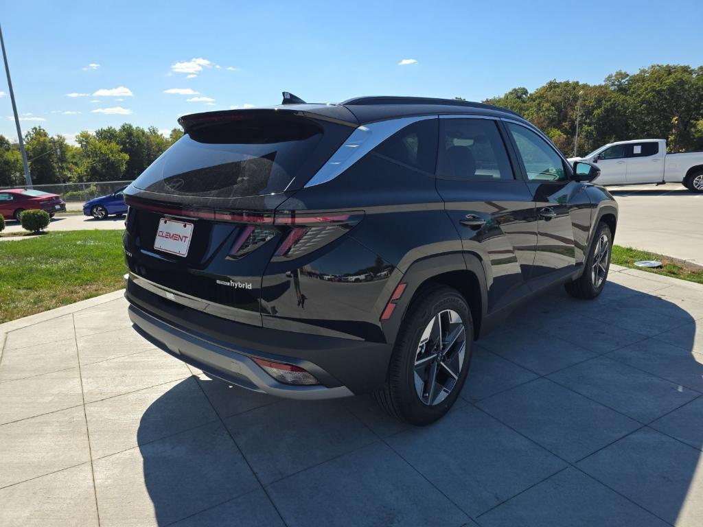 new 2025 Hyundai TUCSON Hybrid car, priced at $31,408