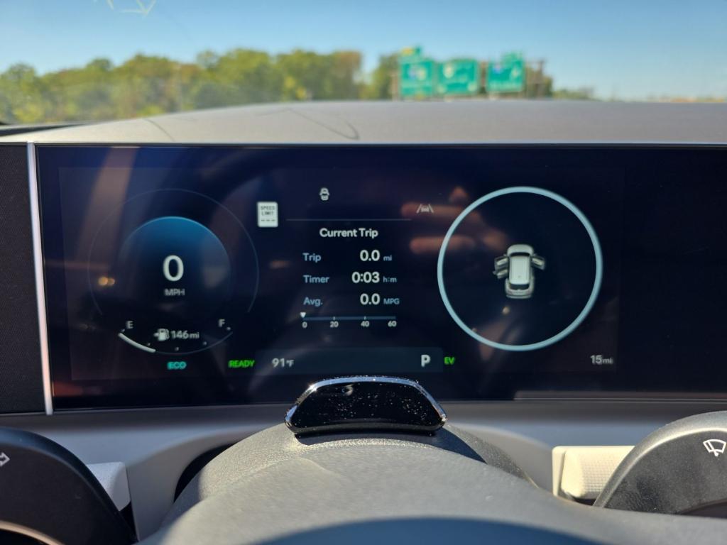 new 2025 Hyundai TUCSON Hybrid car, priced at $31,408