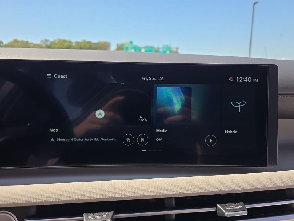 new 2025 Hyundai TUCSON Hybrid car, priced at $31,408