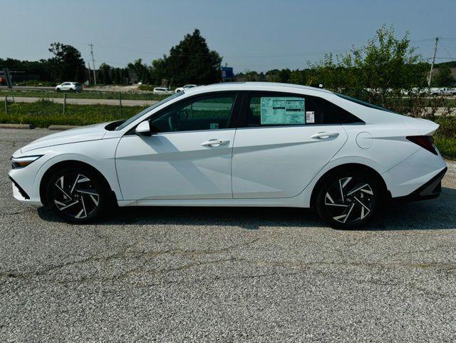 new 2024 Hyundai Elantra car, priced at $26,433